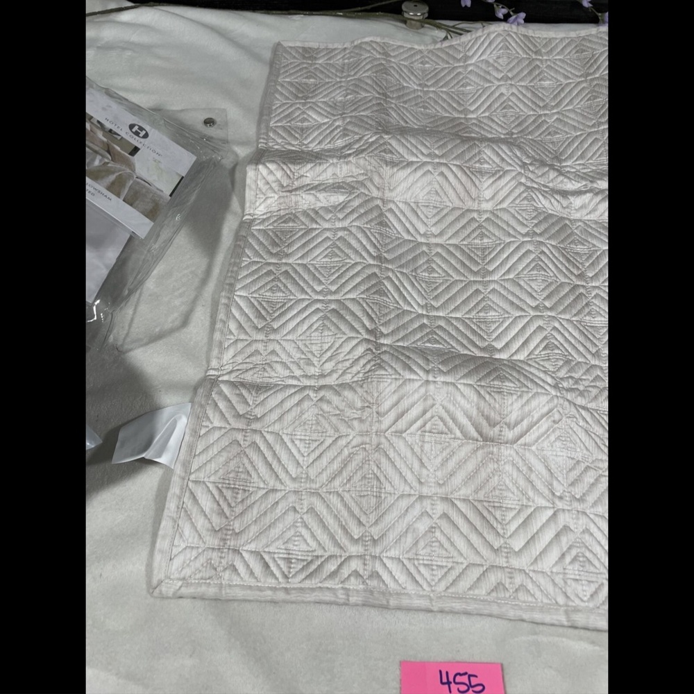 NIB Hotel Collection Woodrose Quilted (1 ) Euro European‎ Pillow Sham - Picture 6 of 12